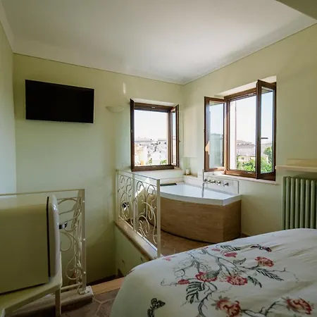 Nocleg ze śniadaniem La Casa Delle Api 4*