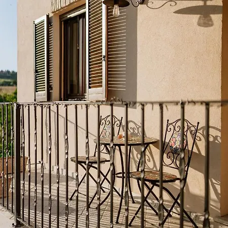 La Casa Delle Api Bed & Breakfast Offida