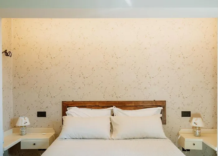 فندق مبيت وإفطار La Casa Delle Api أوفيدا