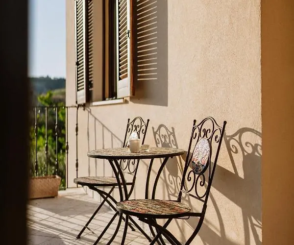 فندق مبيت وإفطار La Casa Delle Api 4*