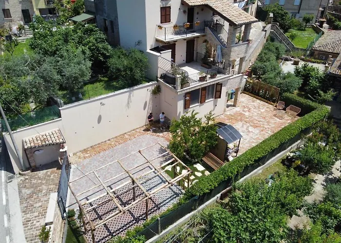 La Casa Delle Api Bed & Breakfast Offida